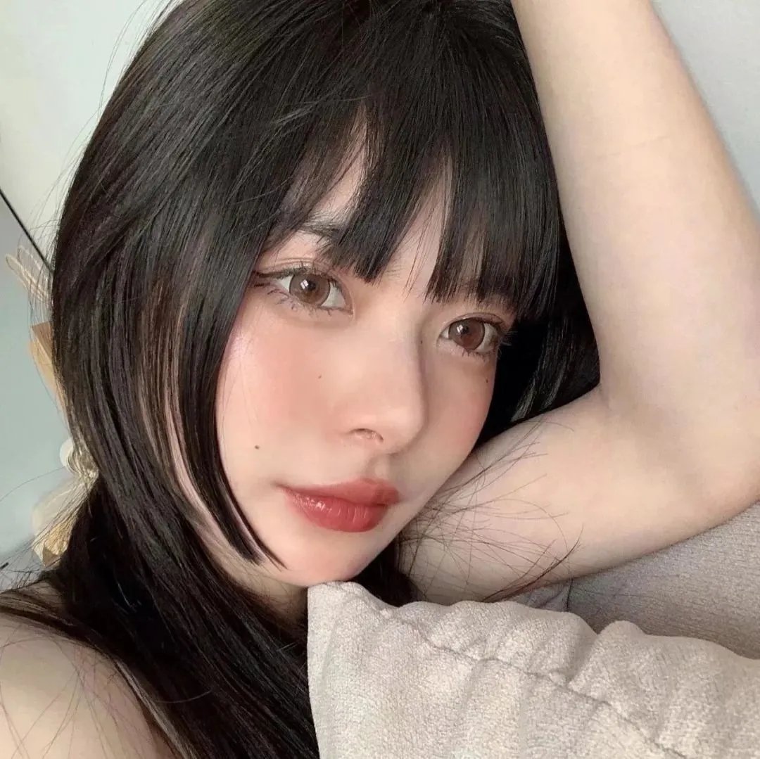 饥饿的狮子
